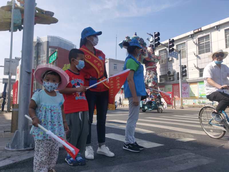 <strong>顶级黄色男人鸡吧与女人若B把女人B若撕了。</strong>